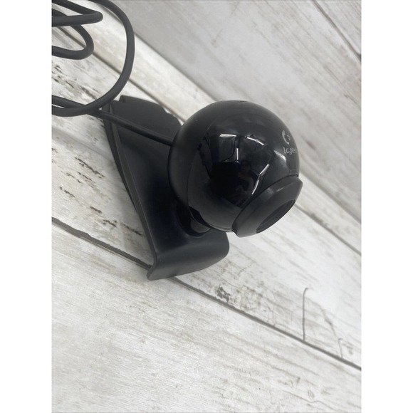 Logitech MINI Webcam Model V-U0012 (860-000237) Easy Clip-on Black - Picture 12 of 12